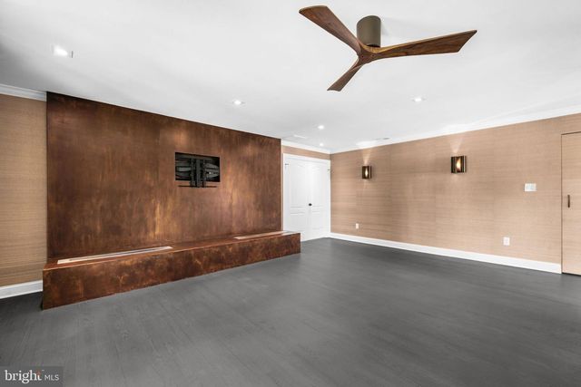 1256 NEW BEDFORD LN, Reston, VA 20194