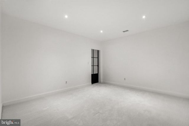 1256 NEW BEDFORD LN, Reston, VA 20194