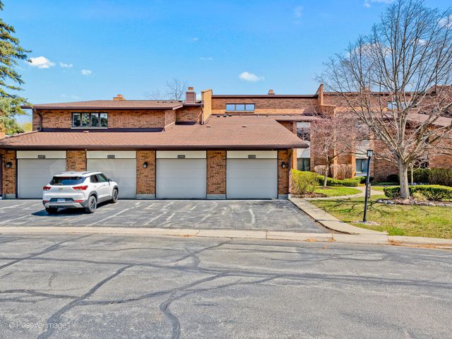 1039 Deerfield Place 1039, Highland Park, IL 60035