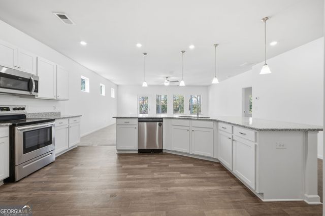 11 Rambling Oaks Drive NE, Rome, GA 30165