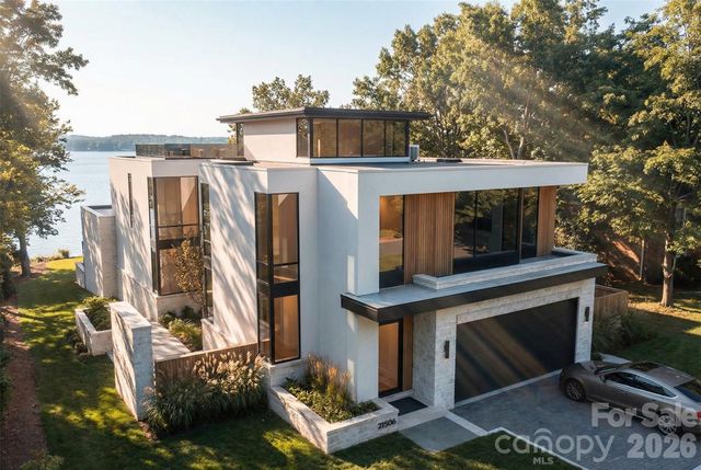 21506 Rio Oro Drive, Cornelius, NC 28031