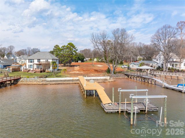 21506 Rio Oro Drive, Cornelius, NC 28031