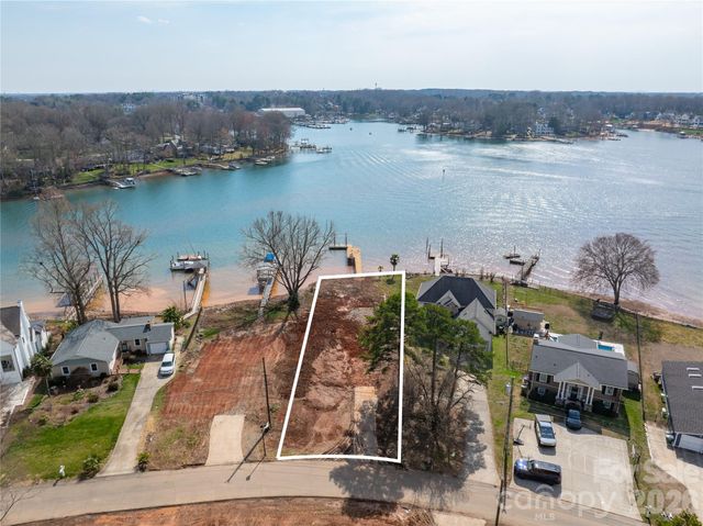 21506 Rio Oro Drive, Cornelius, NC 28031