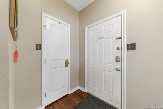 474 Seele St Apt 6B, New Braunfels, TX 78130