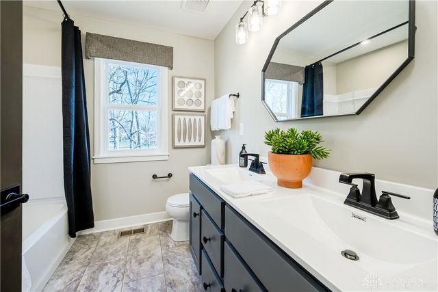 280 Libby Hollow Street, Springboro, OH 45066