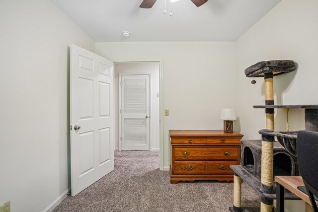 128 Silver Leaf Cir, Dickson, TN 37055