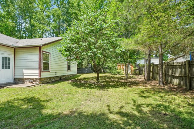 128 Silver Leaf Cir, Dickson, TN 37055