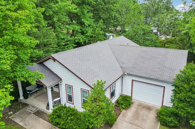 128 Silver Leaf Cir, Dickson, TN 37055