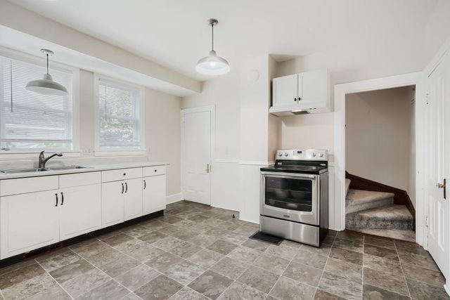 527 Blair Avenue, Saint Paul, MN 55103