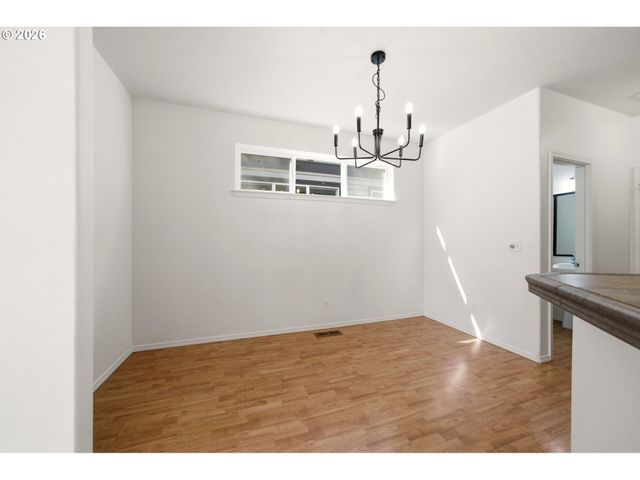 1211 Se TAMANGO St, Hillsboro, OR 97123