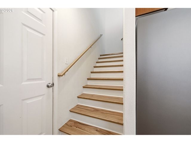 1211 Se TAMANGO St, Hillsboro, OR 97123