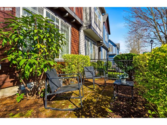 1211 Se TAMANGO St, Hillsboro, OR 97123