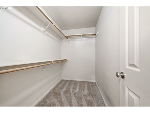 1211 Se TAMANGO St, Hillsboro, OR 97123