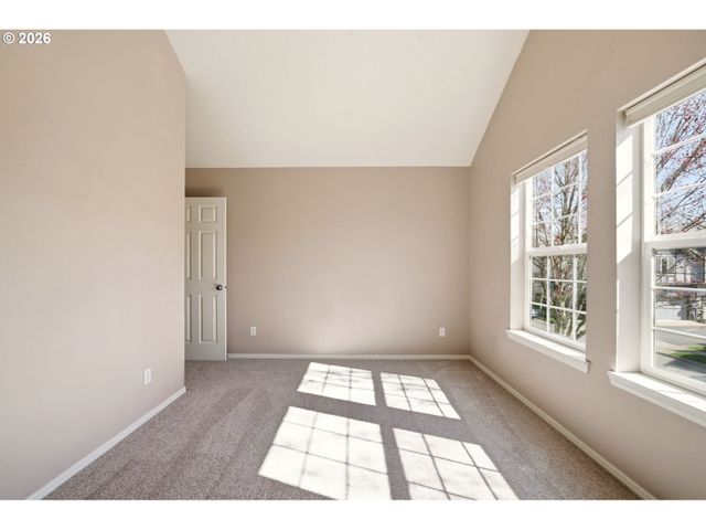 1211 Se TAMANGO St, Hillsboro, OR 97123