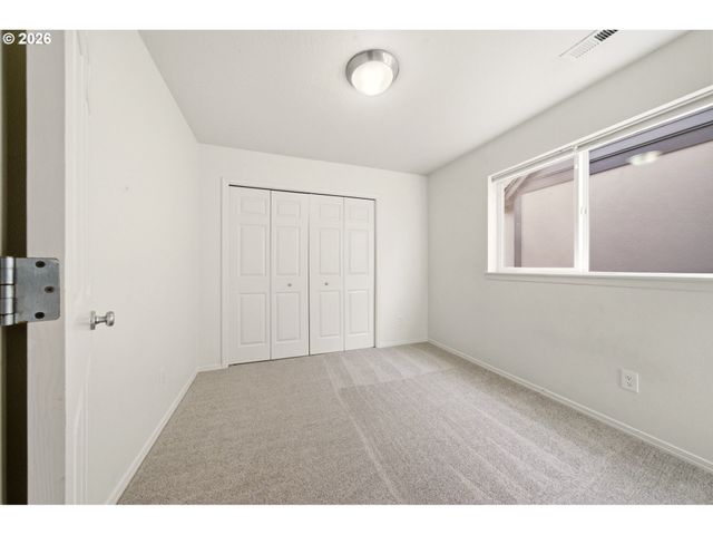 1211 Se TAMANGO St, Hillsboro, OR 97123