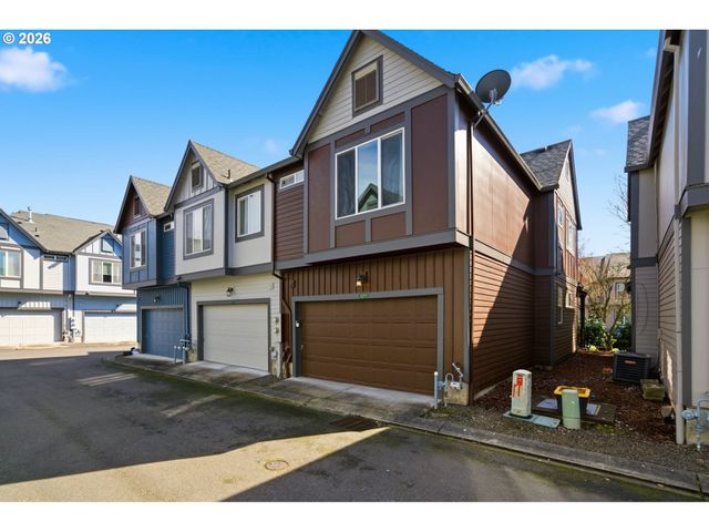 1211 Se TAMANGO St, Hillsboro, OR 97123