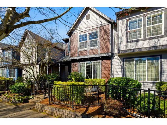 1211 Se TAMANGO St, Hillsboro, OR 97123