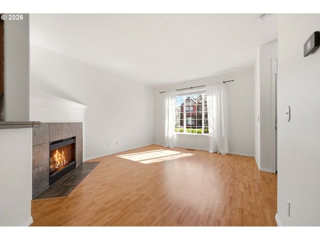 1211 Se TAMANGO St, Hillsboro, OR 97123