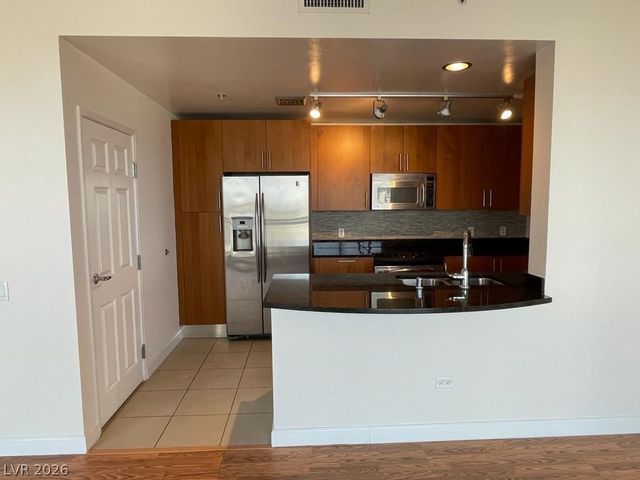 200 West Sahara Avenue 1112, Las Vegas, NV 89102