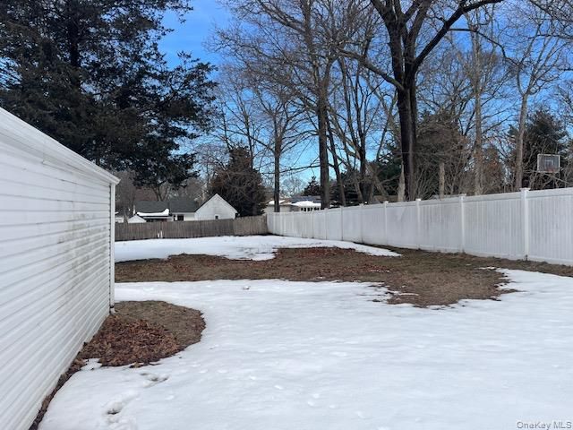 87 Ferndale Avenue, Selden, NY 11784