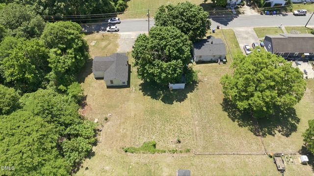 607 E Holmes Street, Benson, NC 27504