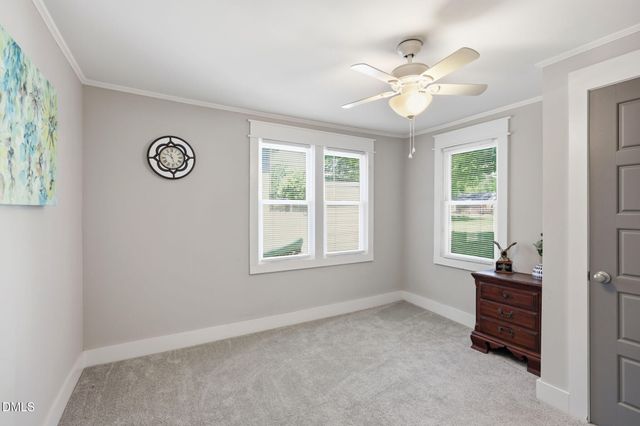 607 E Holmes Street, Benson, NC 27504