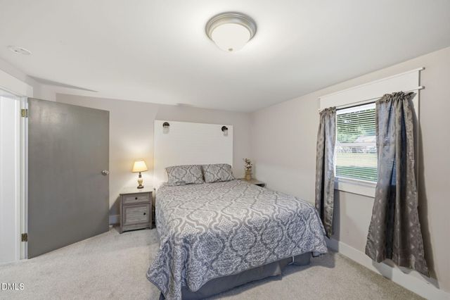 607 E Holmes Street, Benson, NC 27504