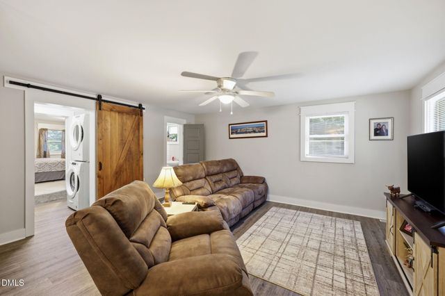 607 E Holmes Street, Benson, NC 27504