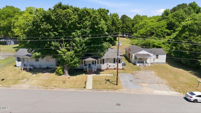 607 E Holmes Street, Benson, NC 27504