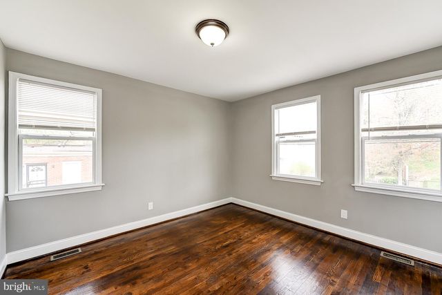 707 CONGRESS ST SE, Washington, DC 20032