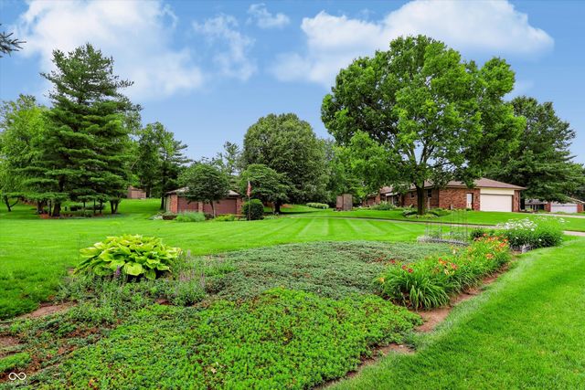 487 Moccosin Road, Greenwood, IN 46142