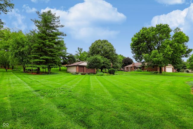 487 Moccosin Road, Greenwood, IN 46142