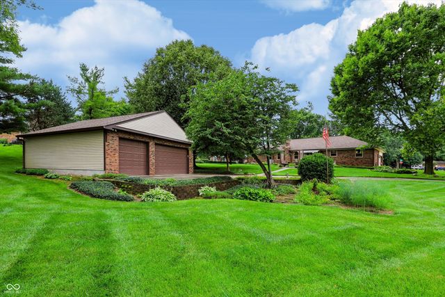 487 Moccosin Road, Greenwood, IN 46142