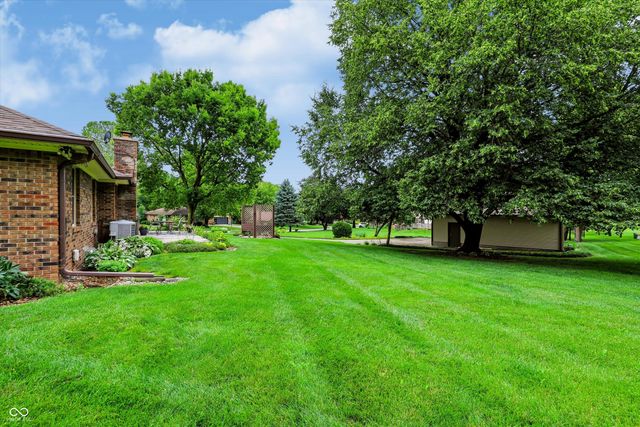 487 Moccosin Road, Greenwood, IN 46142