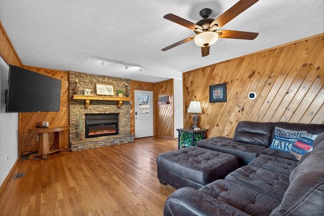 271 Zane Drive, Ellijay, GA 30540