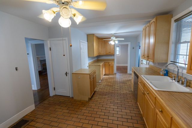 1308 Riverside Dr, Nashville, TN 37206