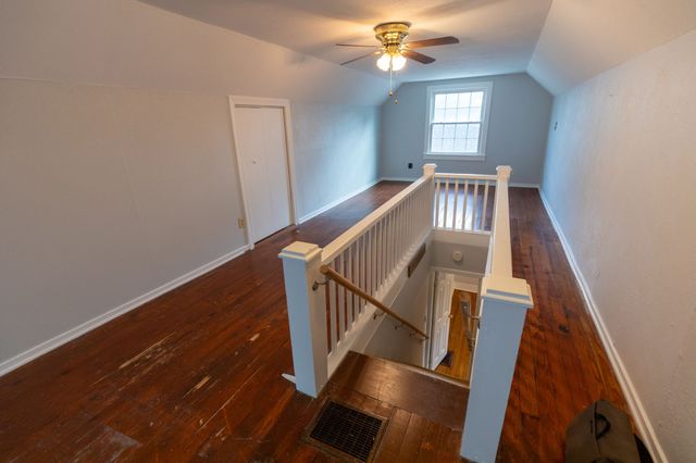 1308 Riverside Dr, Nashville, TN 37206