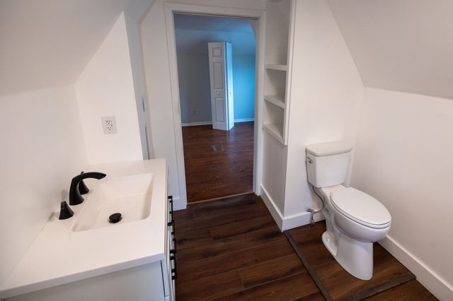 1308 Riverside Dr, Nashville, TN 37206