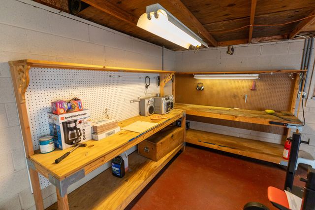 1308 Riverside Dr, Nashville, TN 37206