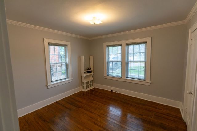 1308 Riverside Dr, Nashville, TN 37206