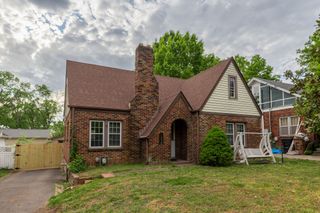 1308 Riverside Dr, Nashville, TN 37206