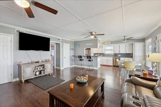 22922 Lunes Street, Galveston, TX 77554