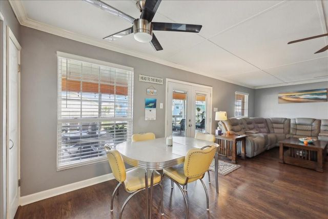 22922 Lunes Street, Galveston, TX 77554