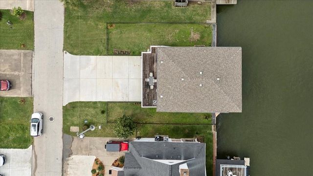 22922 Lunes Street, Galveston, TX 77554