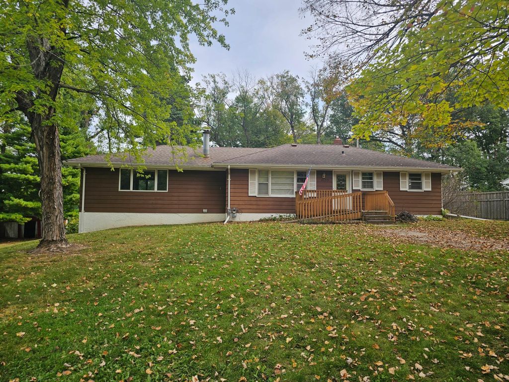 4130 Glacier Lane N, Plymouth, MN 55446
