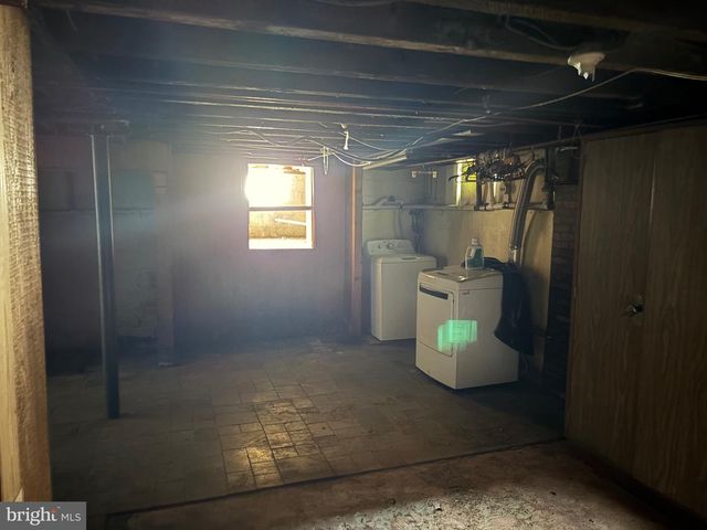 5 LAUREL AVE, Bordentown, NJ 08505