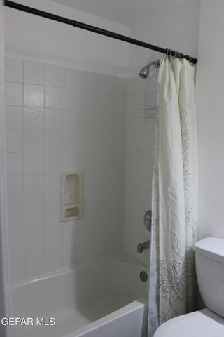 394 BRILL Circle, Horizon City, TX 79928