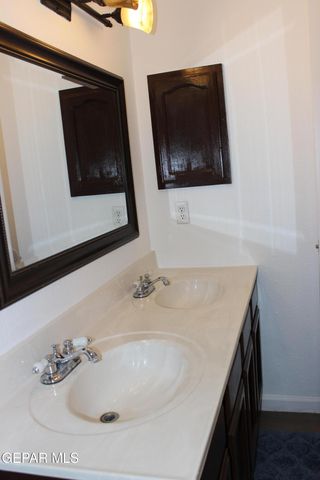 394 BRILL Circle, Horizon City, TX 79928