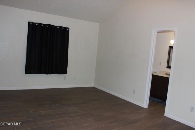 394 BRILL Circle, Horizon City, TX 79928