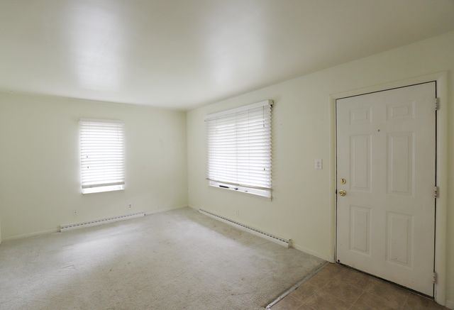 1409 Coutant Street, Flushing, MI 48433